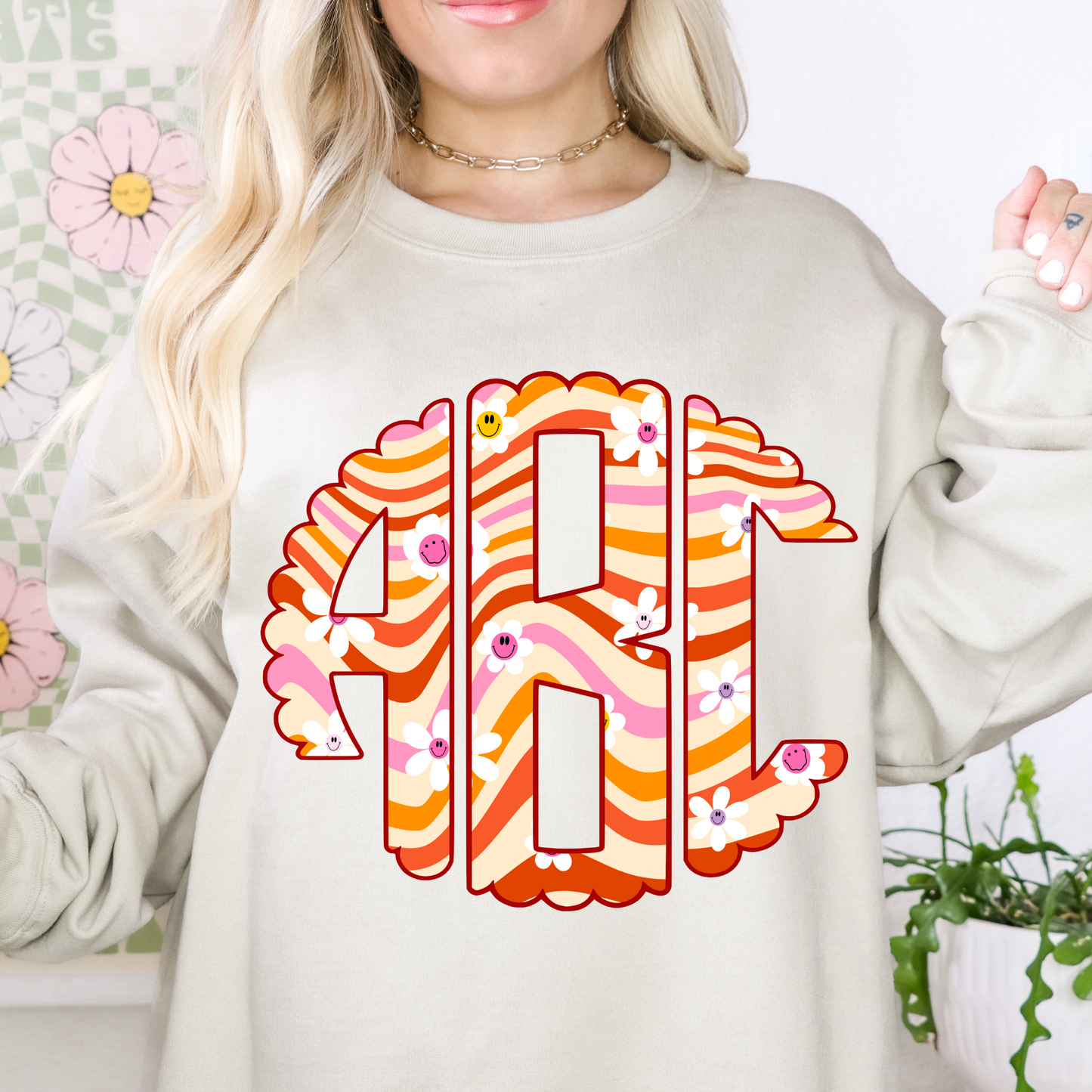 Retro Smiley Flower - Custom Monogram Transfer